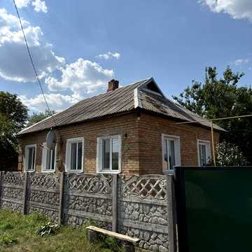 Продам будинок з індивідуальним газовим опаленням (село Диківка)