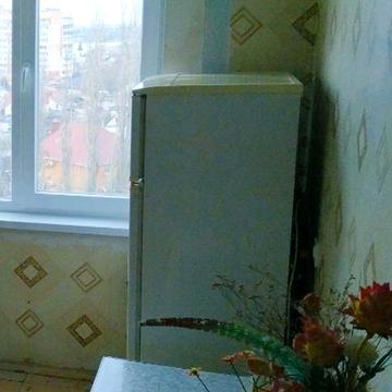 Сдаю 2к/к по Космонавтов,ост.Електрон.