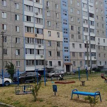 Гарна 1-кімнатна квартира на Стрілецькій набережній