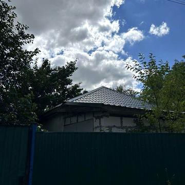 Продам будинок в селі з виходом до річки