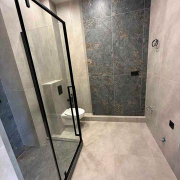 44 м². Площа Толбухіна., 1-к кв. в ЖК Manhattan, ремонт! 1515usd/м2! Терміново ЖК MANHATTAN