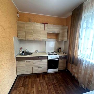 Здам 3 кімн. квартиру на Олексіівці, пр.Л.Свободи,36А. 3/16