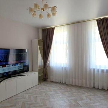 Продаж дво кімнатна квартира в самому Центрі міста