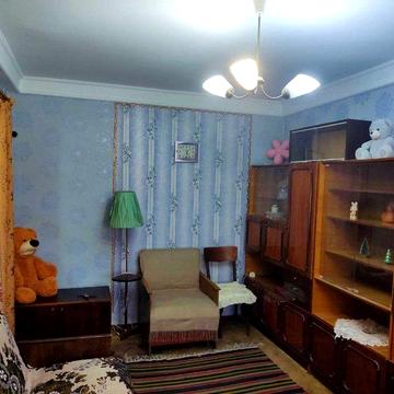 Продам затишну 1 кімнатну квартиру в центрі