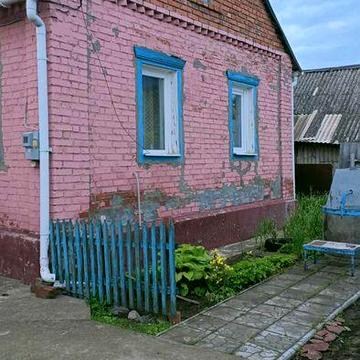 Продається приватний будинок 60 м² та земельна ділянка 6 соток з кадастровим номером. від власника.