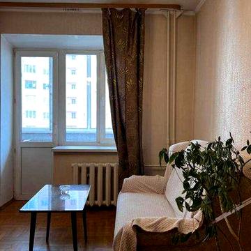 1 кмн з ремонтом вул. Вишняківська, 13, Харківська,  Позняки