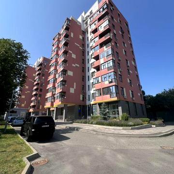 Продам велику 2кім квартиру 73м2, вул. Загорівська (Баггавутівська)1г, ЖК Кириліівський гай, висота стелі 3м, метро Дорогожичі ЖК Кирилівський гай
