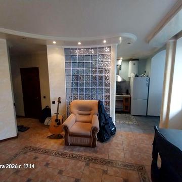 бр. Леси Украинки,5а 350м м.Кловская, м.Дворец Спорта, м.Печерская продажа однокомнатной квартиры с ГАЗом