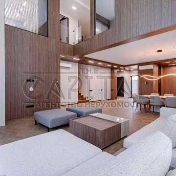 Продаж / Будинок / 520 м2 / Плюти / вул. Плютовська