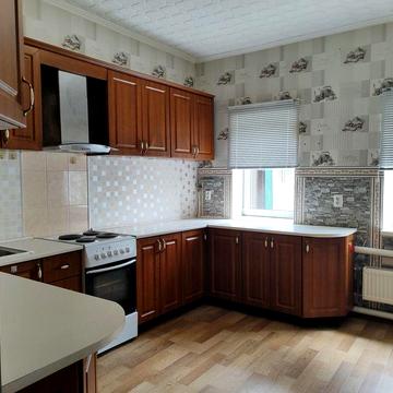 Продається будинок в центрі Мерефи
