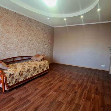 Героїв Дніпра вул., 57
