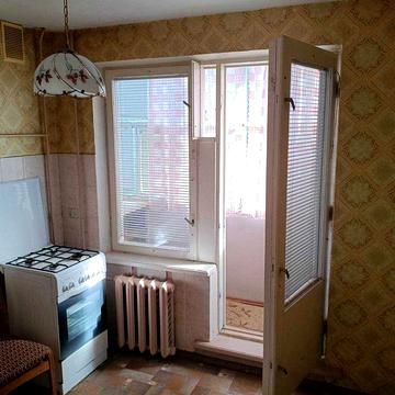 44589 Продаж 1 , простий стаан , середній поверх
