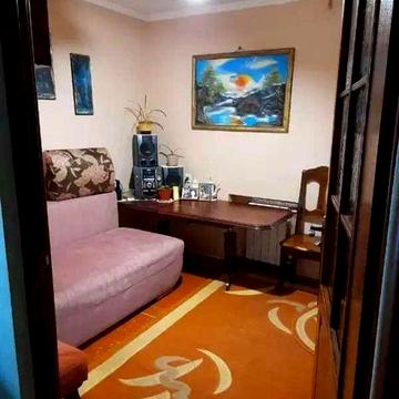 Продам квартиру, 3 кімнати