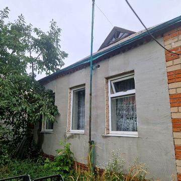 Продам дом в Коротиче в центре поселка