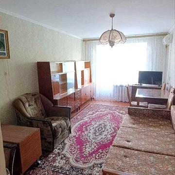 2-х кімнатна квартира в тихому центрі (Апельсин)