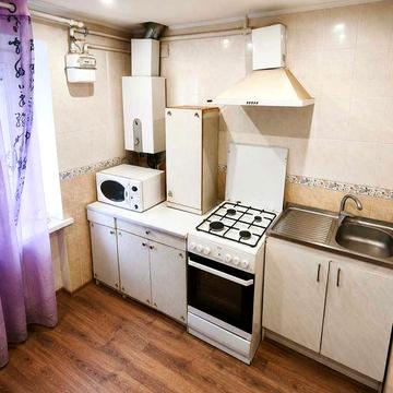 Продам 2к квартиру с ремонтом на Кирова, Поля