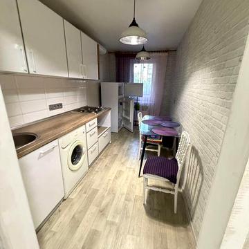 сдам квартиру на Алексеевке 9500 грн