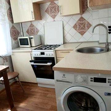 Продам 1к.кв.4/12 м. Студенческая 5 минут