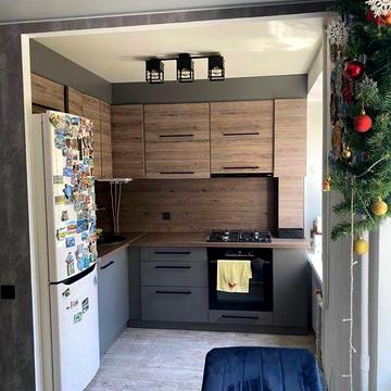 Продам двухкомнатную квартиру в центре