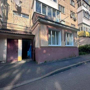 Продається 1-кімнатна квартира на вул. Зулінського