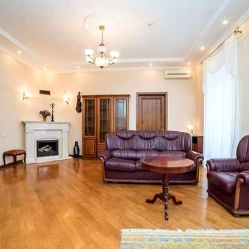 Оренда 4к квартири 145квм на Контрактовій площі, вул.Костянтинівська, 1.