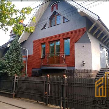 Конопляна вул., 2Б