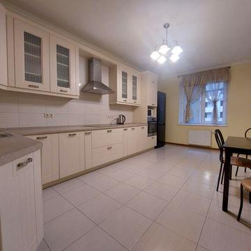 Сдам 3 комн . квартиру Дмитриевская , 75