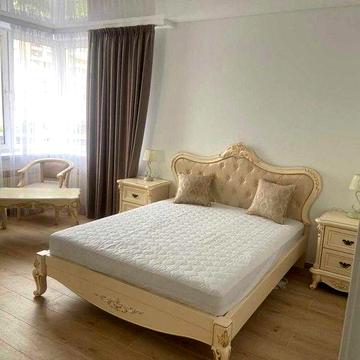 ОРЕНДА! 1-кв. 50м2 вул. Олександри Екстер,(Цветаєвої) 13