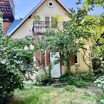 Оренда будинку в центрі, вул. Шевченка, паркова зона.