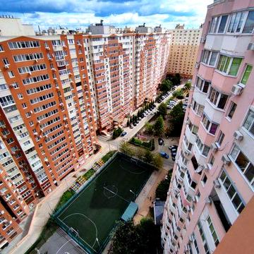 Квартира однокімнатна  Радужний