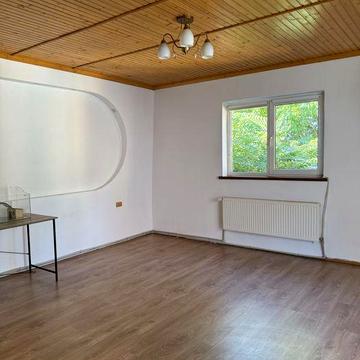 Продаж 3 кім.старий фонд  у цетрі міста вул. 29 Березня