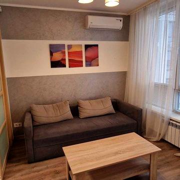 Оренда Вірменська 6 (300м від метро Вирлиця)