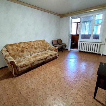 Однокімнатна квартира в районі Інст. звязку