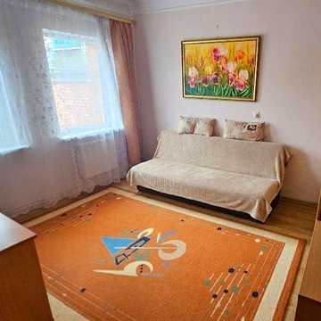 Продаж будинку в центрі