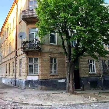 Продаж 2 кім. квартира , р-он цирку,  40 кв.м, - 55 000$