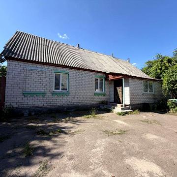 Продам будинок  зі зручностями