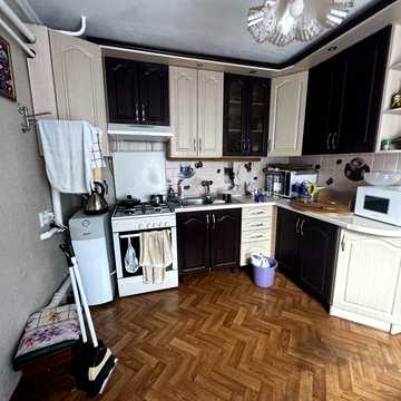 Продаж окремого будинку Корбутівка (р-н політеху)