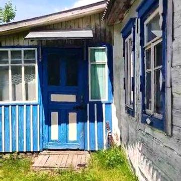 Продам хату в селі Устинівка Житомирська область