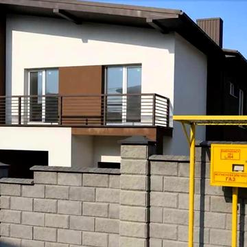 Котедж у масиві Сонячний - новобудова з гаражем та всіма комунікаціями