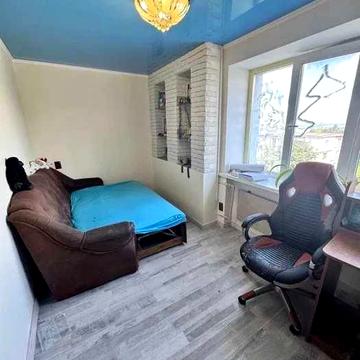 Продам 2 кімнатну квартиру! вул. Сагайдачного!