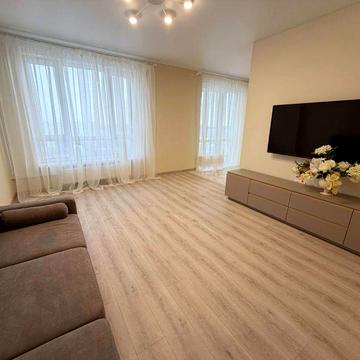 ЖК Голосіівський,метро Васильківська,оренда 3 кім.,перша здача,світло є завжди