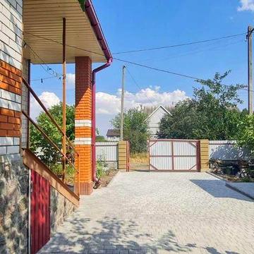 Довгострокова оренда будинку