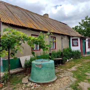 Продаж будинку