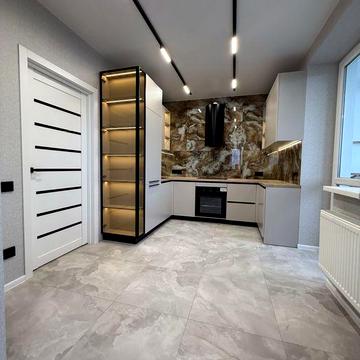 Продам 2кімнатну квартиру в новобудові поруч з метро ЖК Миру 2