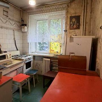 Продаж квартири в центрі Бучі, мінімальне оформлення!