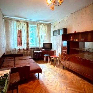 Продаж квартири в центрі Бучі, мінімальне оформлення!