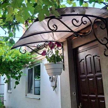 Продаж дому. 4 кімнати. 3 вида опотлення. Котел працює без світла.