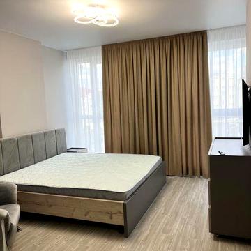 Оренда 1 кімнатної квартири в Центрі, площа Героїв Євромайдану