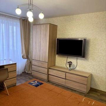Здається в оренду світла та затишна квартира за адресою: вул. Миру, 81, ж/м Лівобережний-3
