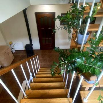 Здається 2 поверховий будинок в  чудовому районі в Центрі міста по вулиці Амосова
